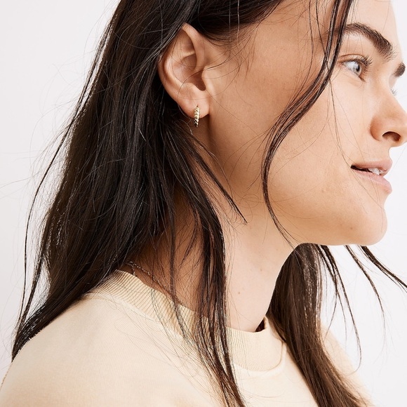 NWT Madewell Delicate Collection Demi-Fine 14k Puffed Huggie Hoop Earrings - Picture 2 of 5